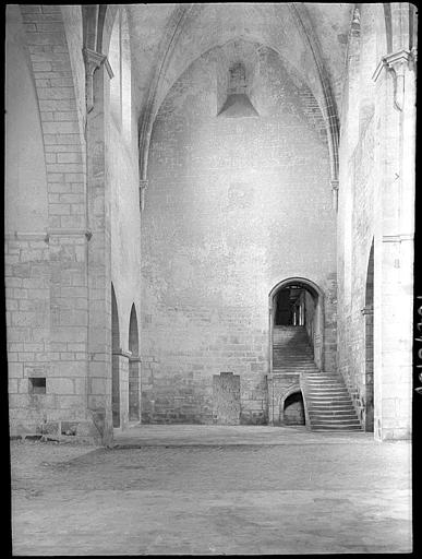 Intérieur : transept droit de l'église