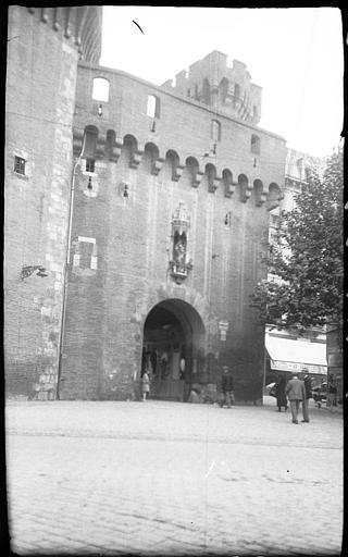 Porte Notre-Dame, côté ville