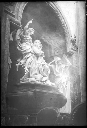 Monument funéraire en marbre de Monsieur de la Vrillière