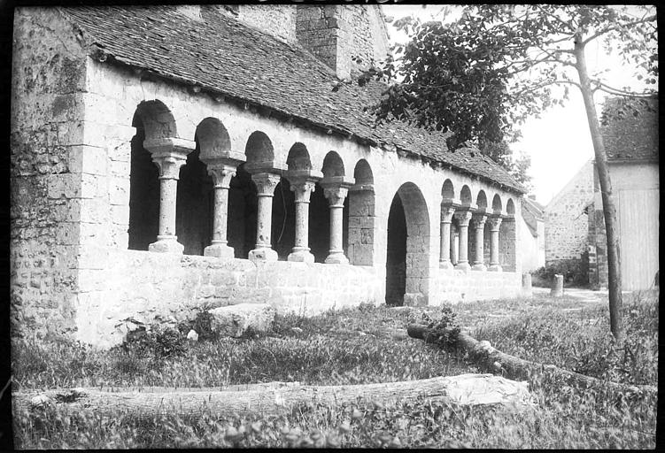 Porche extérieur sur pignon, vue en perspective