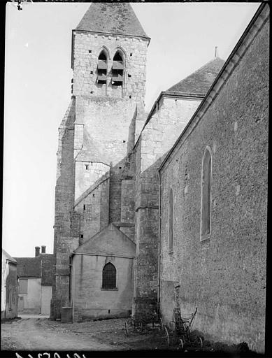 Façade latérale et clocher