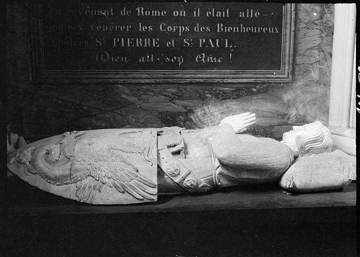 Monument funéraire de Haymon, comte de Corbeil