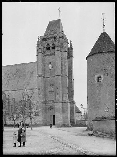 Ensemble ouest, enfants sur la place