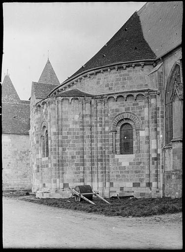 Abside, côté sud-est