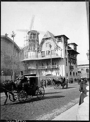 Pavillon du Moulin rose, visiteurs et voitures à cheval