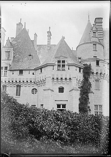 Façade sur rue, partie supérieure