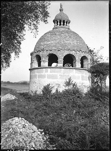 Parc : pigeonnier circulaire