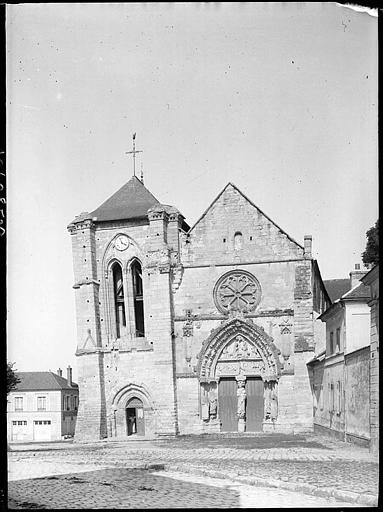 Façade ouest et clocher