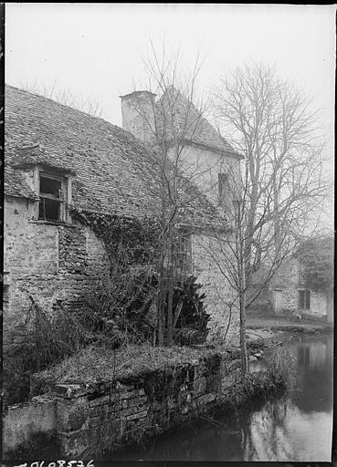 Ensemble au bord de l'eau