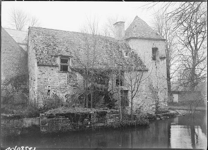 Ensemble au bord de l'eau