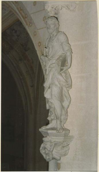 statue : saint Simon, vue générale