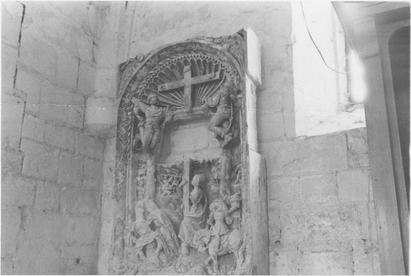 haut-relief : Crucifixion, vue générale