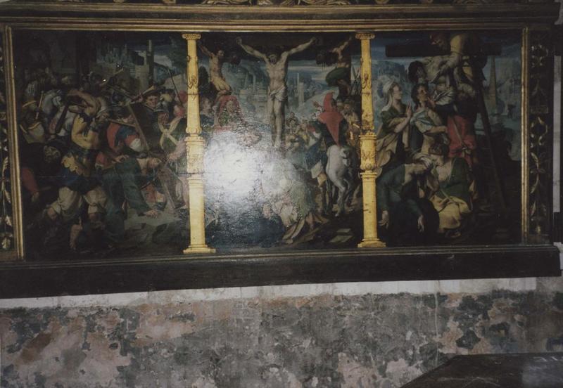 retable : Portement de Croix, Crucifixion, Descente de Croix, vue générale