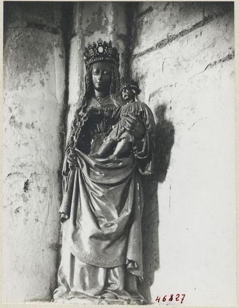 statue : Vierge à l'Enfant, vue générale