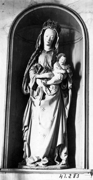 statue : Vierge à l'enfant, vue générale