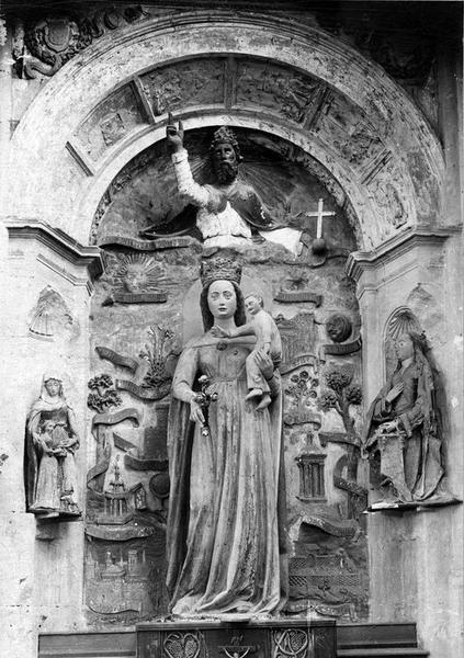 statues : Vierge à l'Enfant, Vierge de l'Annonciation, groupe sculpté : Education de la Vierge, vue générale