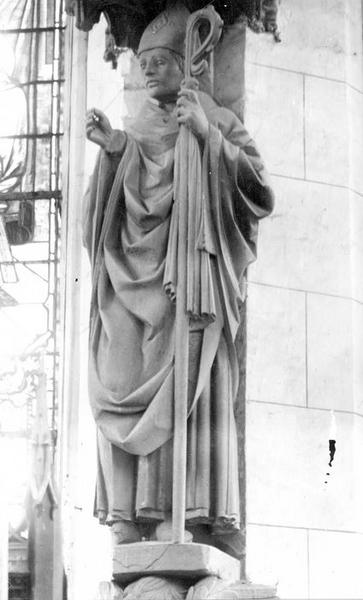 Statue : Saint évêque