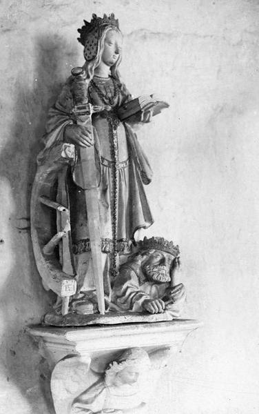 statue : sainte Catherine, vue générale - © Ministère de la Culture (France), Médiathèque du patrimoine et de la photographie (objets mobiliers), tous droits réservés