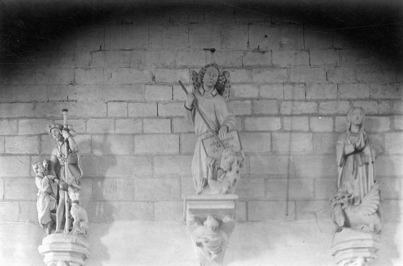 statues : saint Roch, saint Michel terrassant le Dragon, sainte Marguerite, vue générale