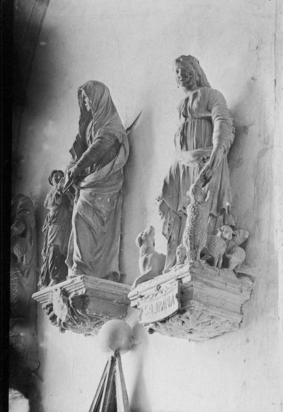 statue : sainte Libaire, groupe sculpté : Education de la Vierge (l'), vue générale