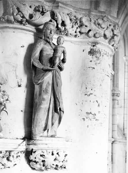 statue : Vierge à l'Enfant, vue générale