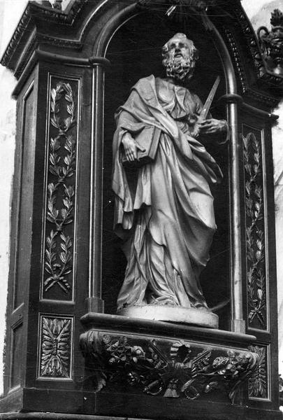 statue : saint Paul, vue générale