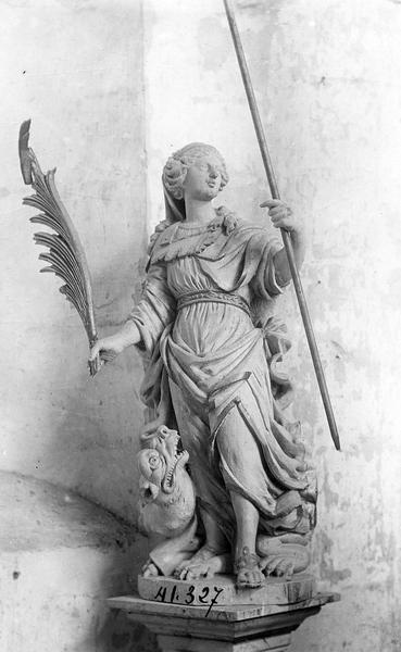 statue (petite nature) : sainte Marguerite, vue générale