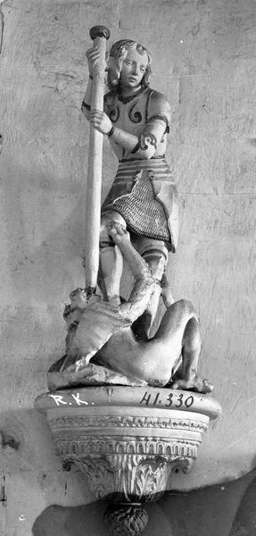 statue : saint Michel terrassant le dragon, vue générale - © Ministère de la Culture (France), Médiathèque du patrimoine et de la photographie (objets mobiliers), tous droits réservés