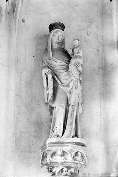 statue : Vierge à l'Enfant, vue générale