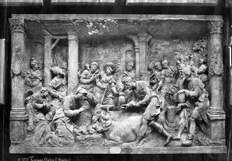 haut-relief : Adoration des Mages et des bergers, vue générale - © Ministère de la Culture (France), Médiathèque du patrimoine et de la photographie (objets mobiliers), tous droits réservés