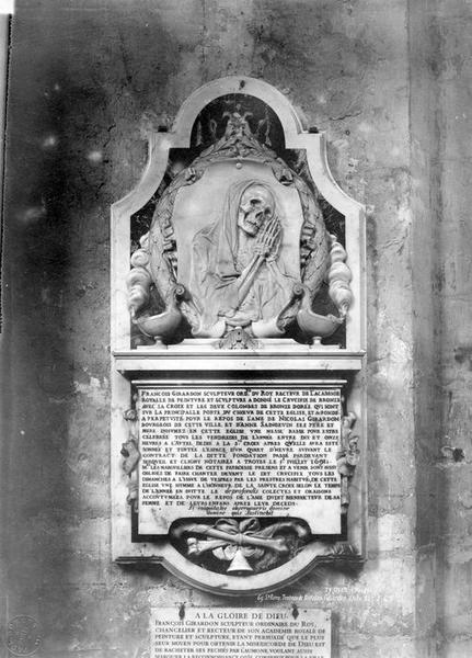 monument funéraire dit du testament de François Girardon, vue générale - © Ministère de la Culture (France), Médiathèque du patrimoine et de la photographie (objets mobiliers), tous droits réservés