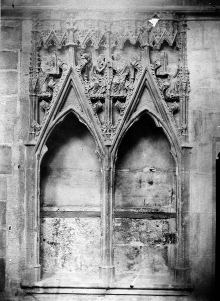 lavabo en niche, vue générale - © Ministère de la Culture (France), Médiathèque du patrimoine et de la photographie (objets mobiliers), tous droits réservés