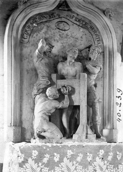 groupe sculpté : Martyre de saint Quentin, vue générale