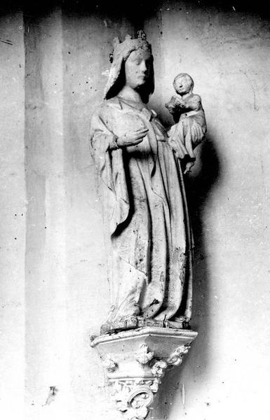 Statue : Vierge à l'Enfant