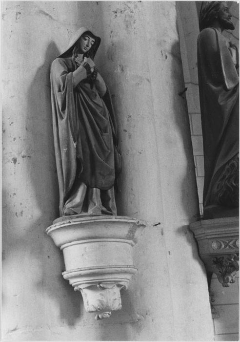 Statue : Vierge de calvaire