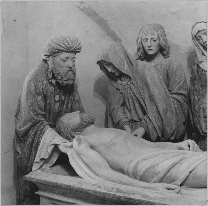 Saint Sépulcre : autour du Christ mort, Joseph d’Arimathie, La Vierge et saint Jean, après restauration (détail)