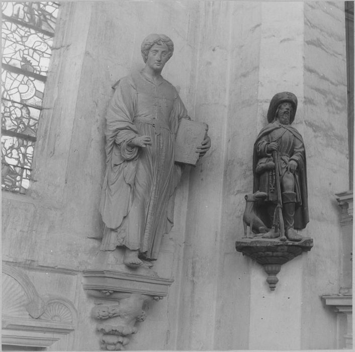 Statues : Saint Jean l'Évangéliste ; Saint Roch