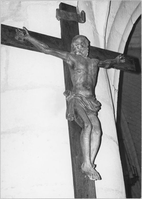 Sculpture : Christ en croix