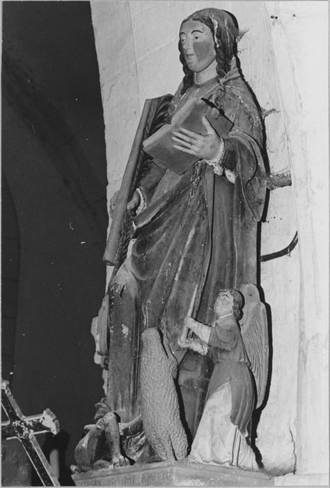 Statue : Sainte Geneviève