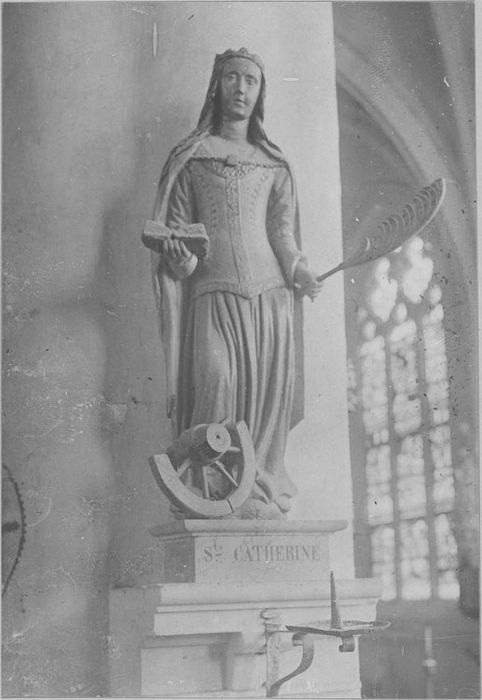 Statue : Sainte Catherine