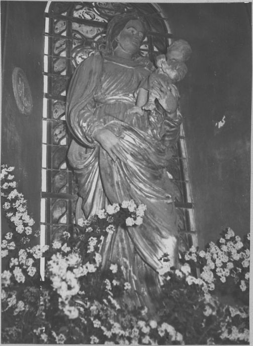 Statue : Vierge à l'Enfant