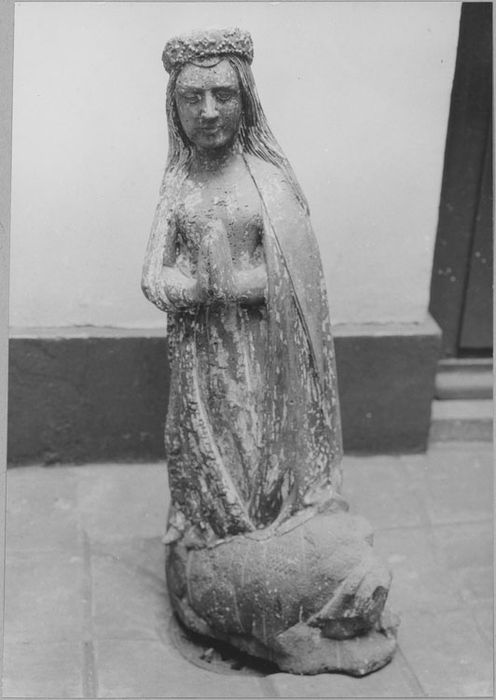 Statue : Sainte Marguerite