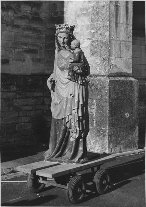 Statue (figure colossale) : Vierge à l'Enfant, avant restauration