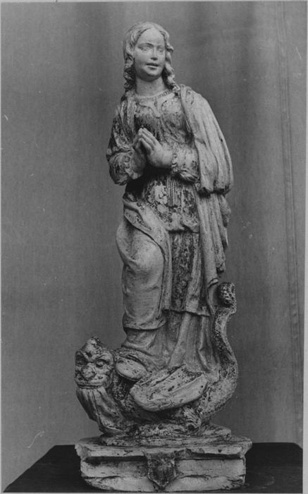 Statue : Sainte Marguerite, après restauration