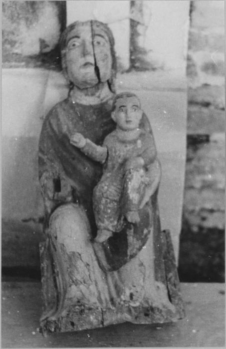 Statuette : Vierge à l'Enfant (Trésor des Eglises de Brienne-le-Château), avant restauration