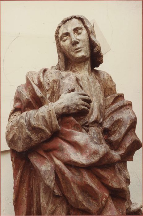 2 statues : saint Jean de Calvaire, détail