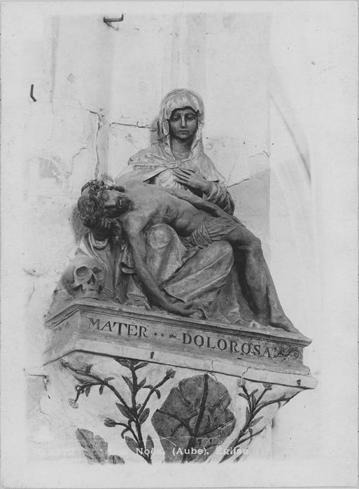 Groupe sculpté : Vierge de Pitié