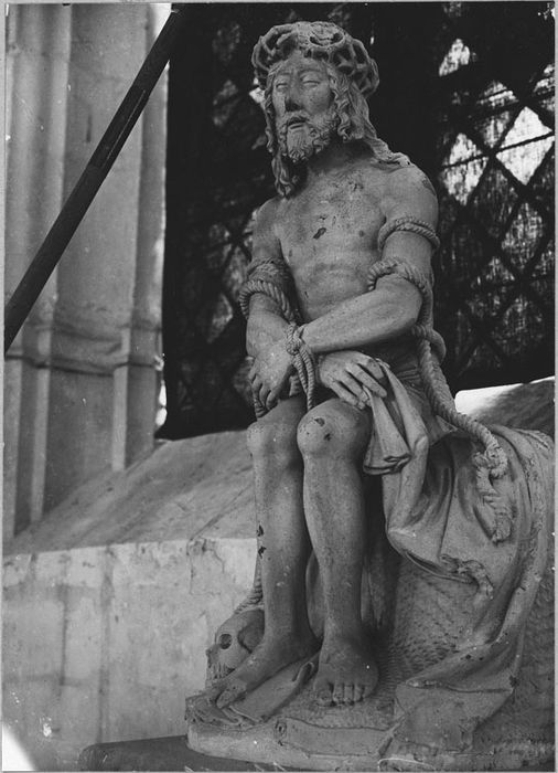 Statue : Christ aux liens