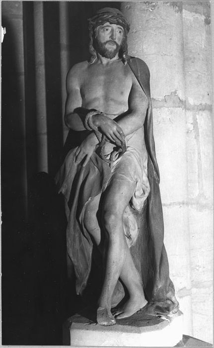 Statue : Christ aux liens