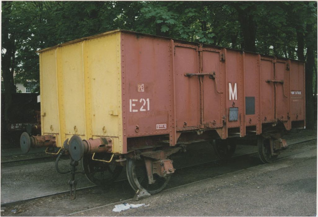 wagon tombereau OCEM, à deux essieux parallèles, à voie normale, TW 754290 - © Ministère de la Culture (France), Médiathèque du patrimoine et de la photographie, diffusion RMN-GP